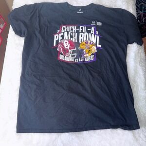 2019 Chick Fil A Peach Bowl Oklahoma vs LSU Tigers T Shirt Mens 2XL Sooners cfp